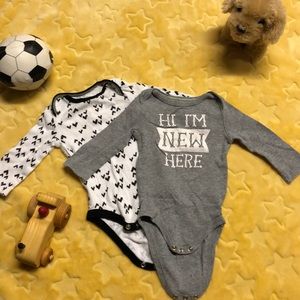 Set of 2 long-sleeved onesie
